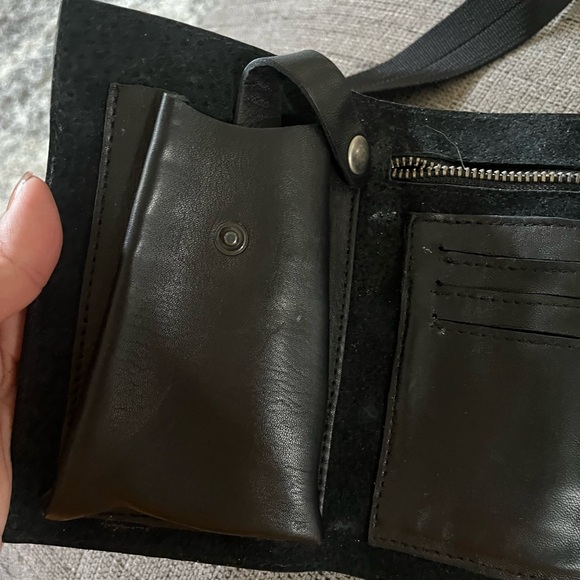 Tarryn Simone Genuine Leather and Snakeskin Crossbody Wallet bag - Picture 6 of 8